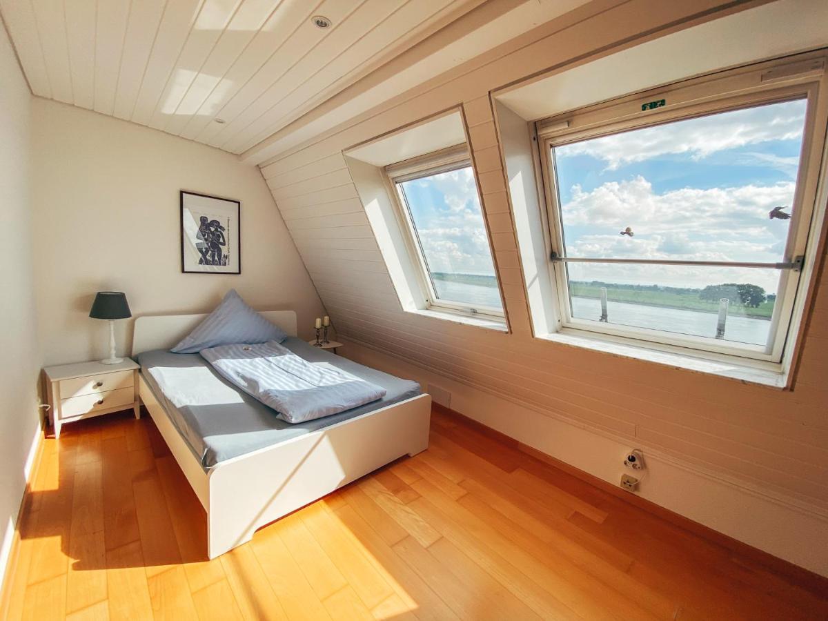 Rheinloft 3 - Grosse Giebelwohnung Mit Dachterrassen An Der Rheinpromenade Emmerich Bagian luar foto